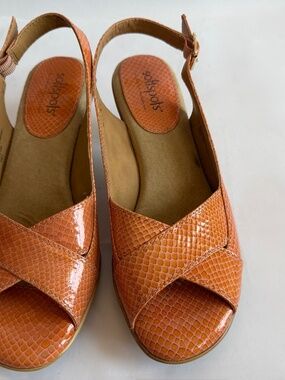 Softspots Pillowtop Technology Slingback Sandals